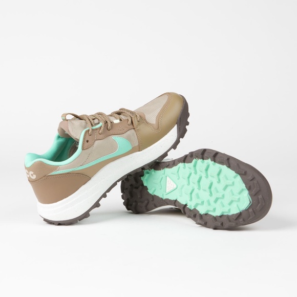 Nike ACG Lowcate Limestone/Green Glow - Women's Size 10.5 - Picture 2 of 12